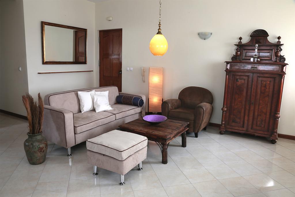 Bouganville Mindelo Luaran gambar